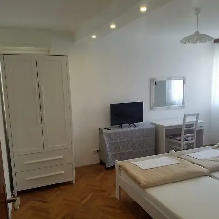 Apartment Apartement Zora *